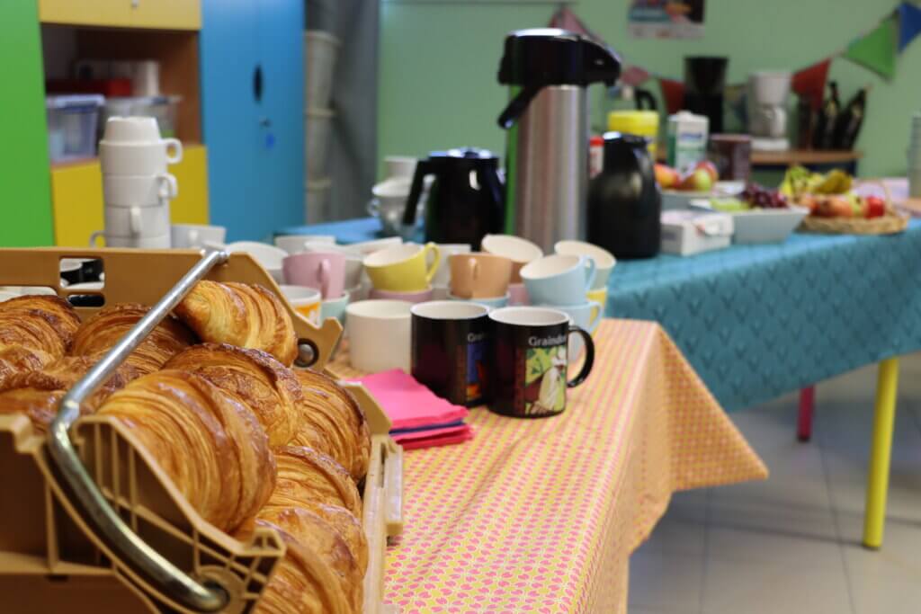 Petit-déjeuner associatif
